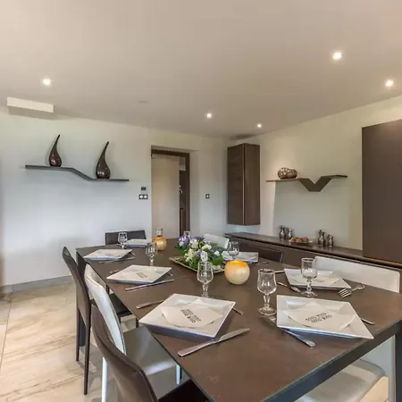 Sevrier- Panoramic Loft-mainfloor *